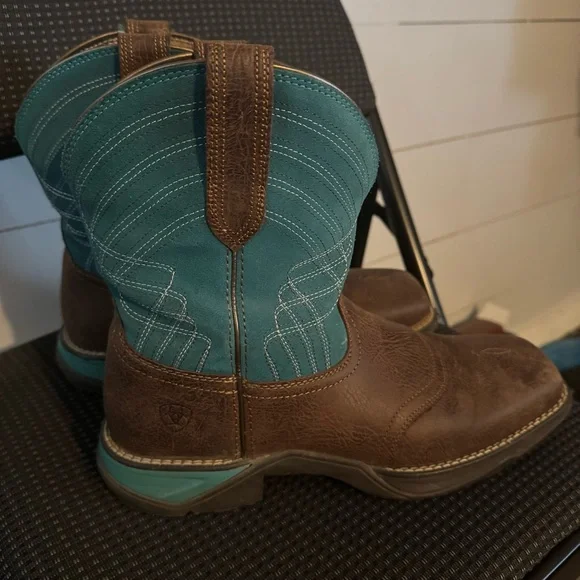 Ariat Anthem Shortie Square Toe Women’s Pull On Boot Size 9 - Picture 1 of 5